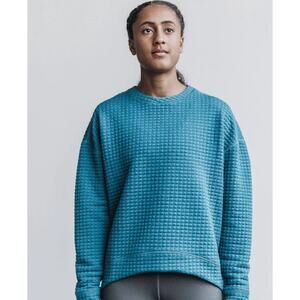 Nobull Teal Quilted High Low Long Sleeve Top - Size M- Activewear